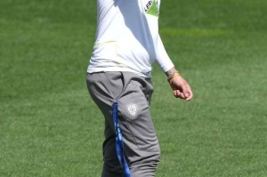 萨纳布里亚正式加盟克雷莫纳：从巴萨青训到意甲新篇章