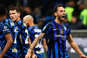 恰尔汗奥卢想加盟土超豪门，请求国米放他走低价难谈