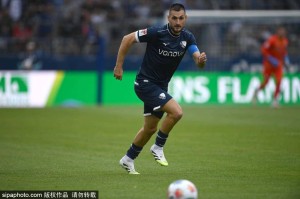 博尼法斯的德甲传奇：加盟药厂以来的进球盛宴与战术深度分析