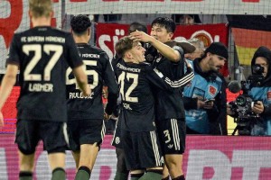 逆转精彩！中超旧将破门助拜仁不败夺冠，稳居德甲榜首